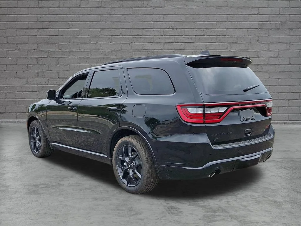 New 2026 DB Black Clearcoat Dodge GT Plus HEMI V8 image 6