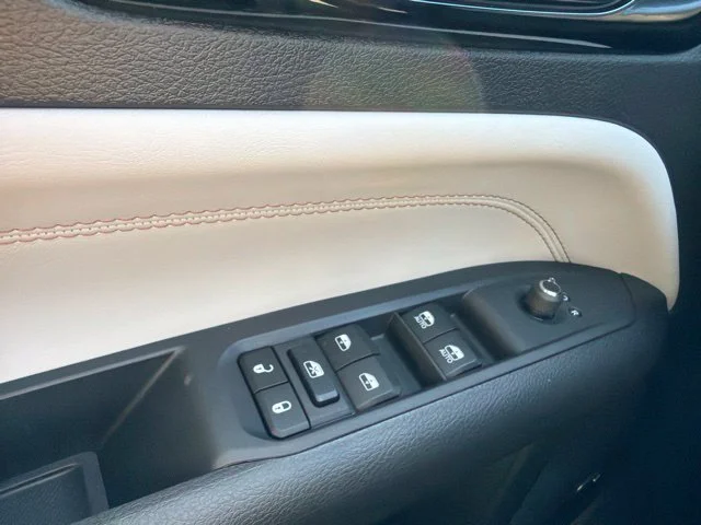 New 2026 Black Jeep Limited image 25