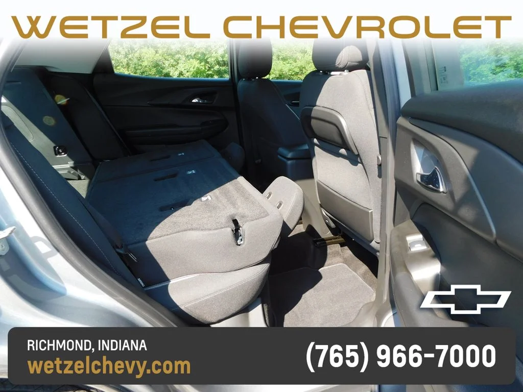 Used 2023 Gray Chevrolet LS image 23