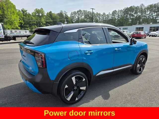 Used 2025 White Nissan SR image 9