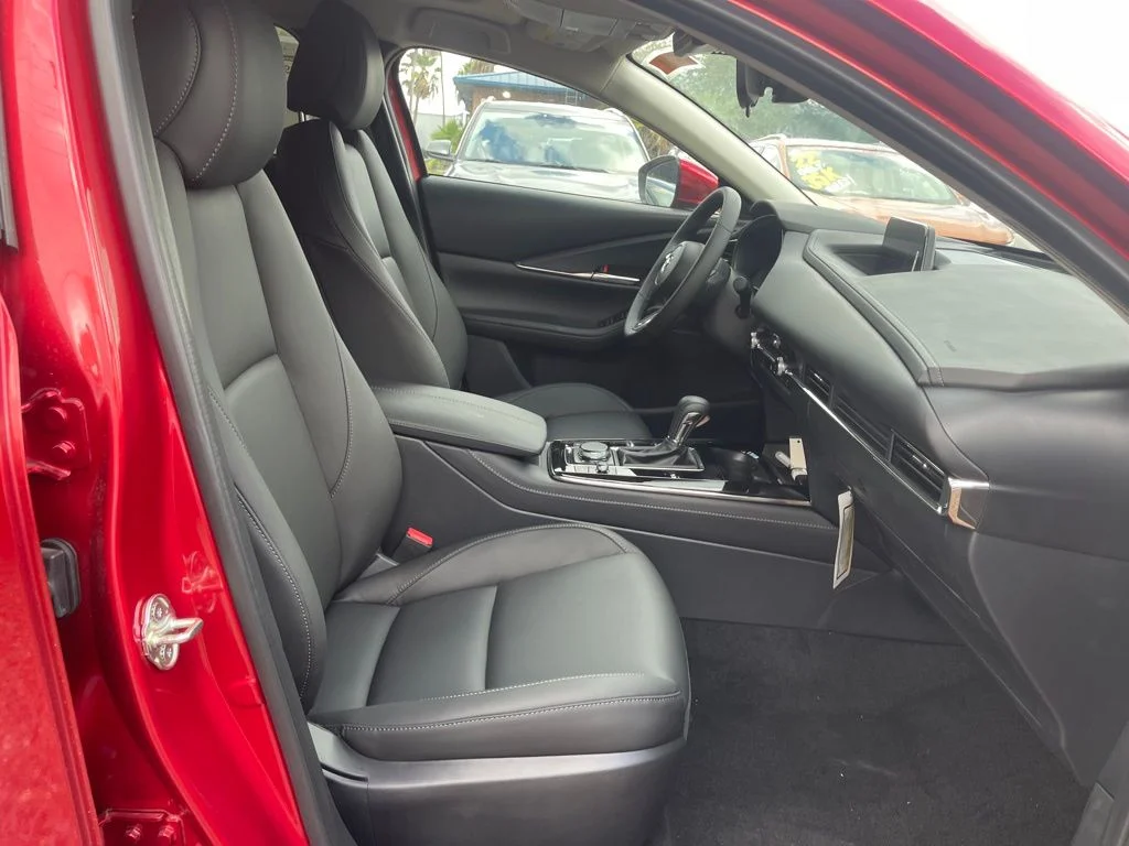 2025 Mazda CX-30 Preferred - Photo 18