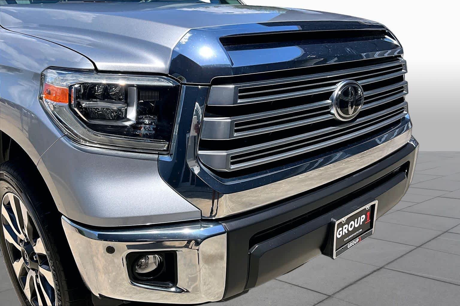 Used 2020 Silver Sky Metallic Toyota Limited image 30