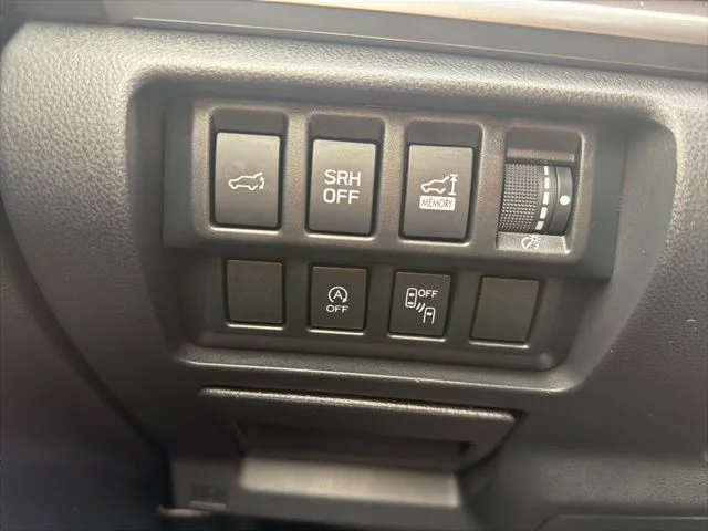 Used 2023 Green Subaru Premium image 18