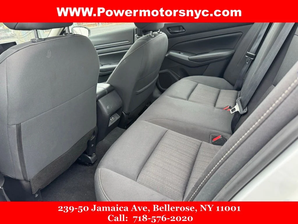 Used 2024 White Nissan 2.5 SV image 23