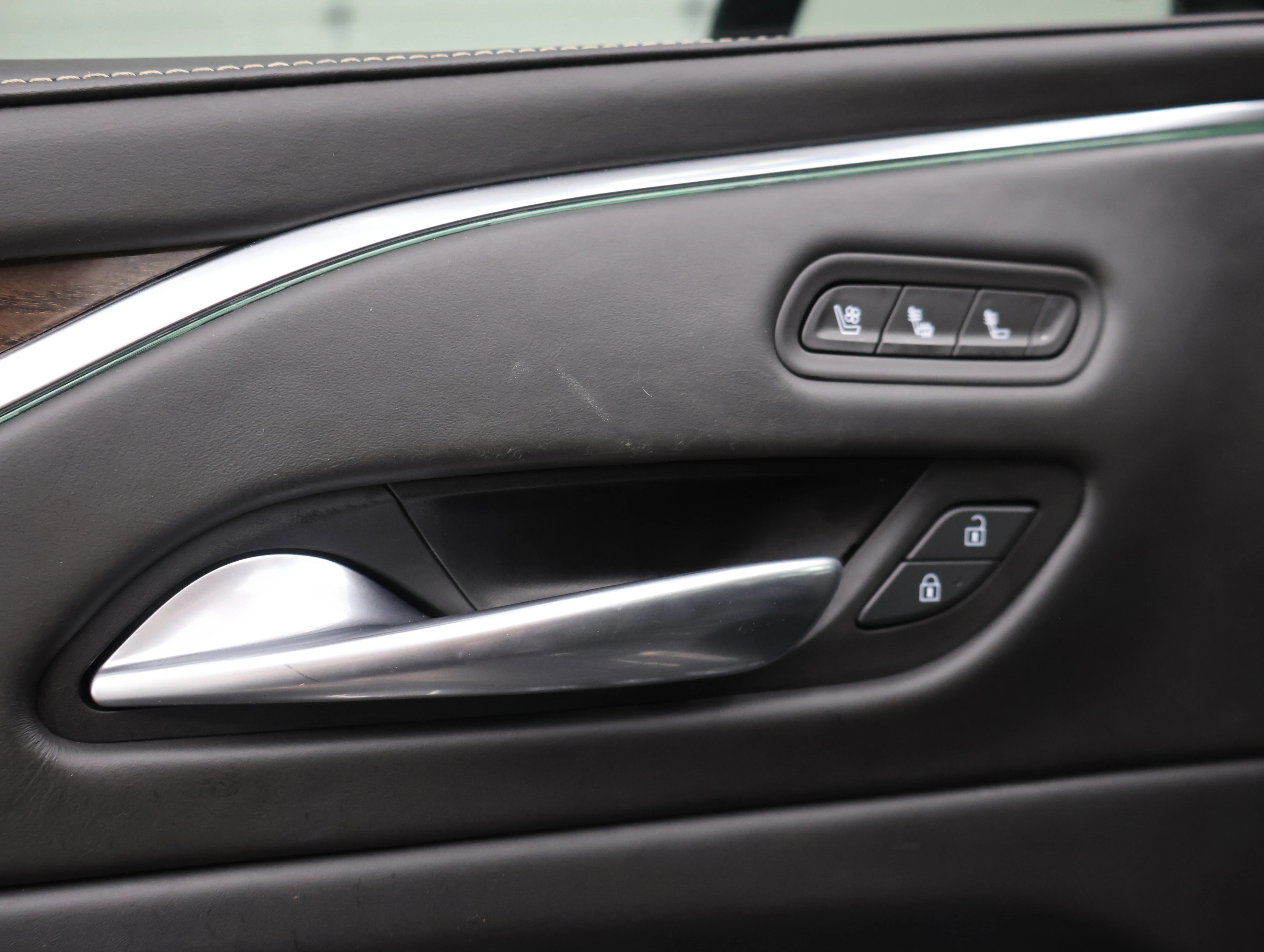 Used 2021 Black Raven Cadillac Sport Platinum image 50