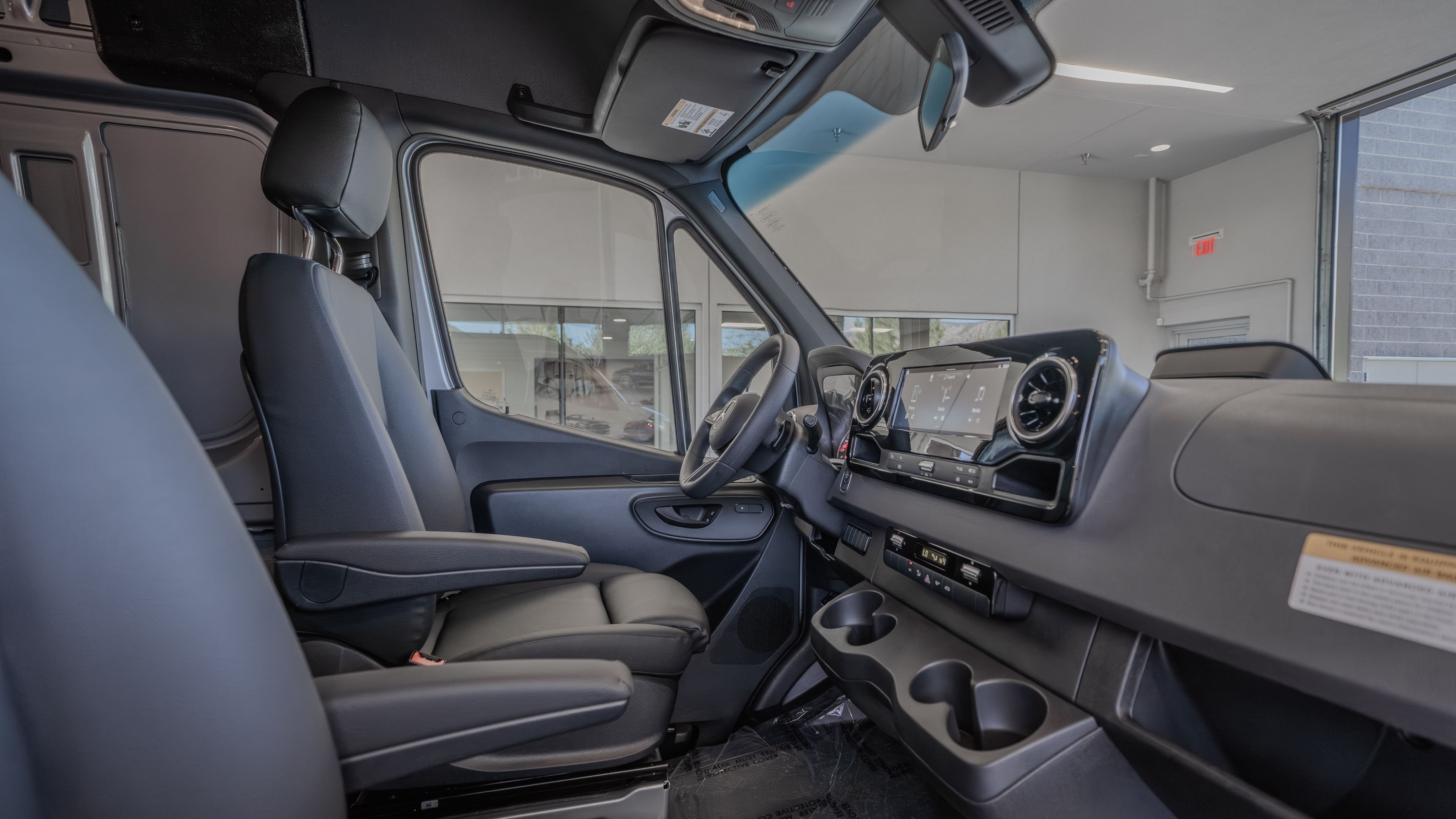 New 2025 High-tech silver metallic Mercedes-Benz Cargo 170 WB image 17