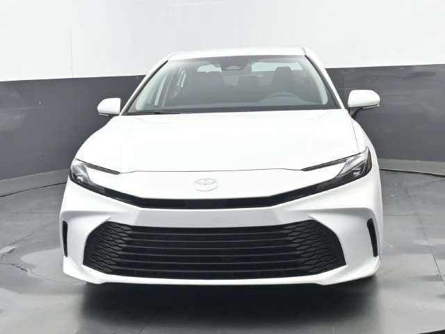 New 2026 Ice Cap Toyota LE image 19