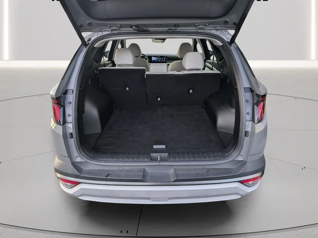 Used 2025 Gray Hyundai SEL image 9