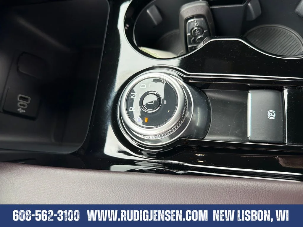 Used 2026 White Ford Platinum image 26