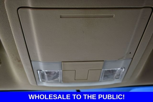 Used 2013 White Ford SE image 25