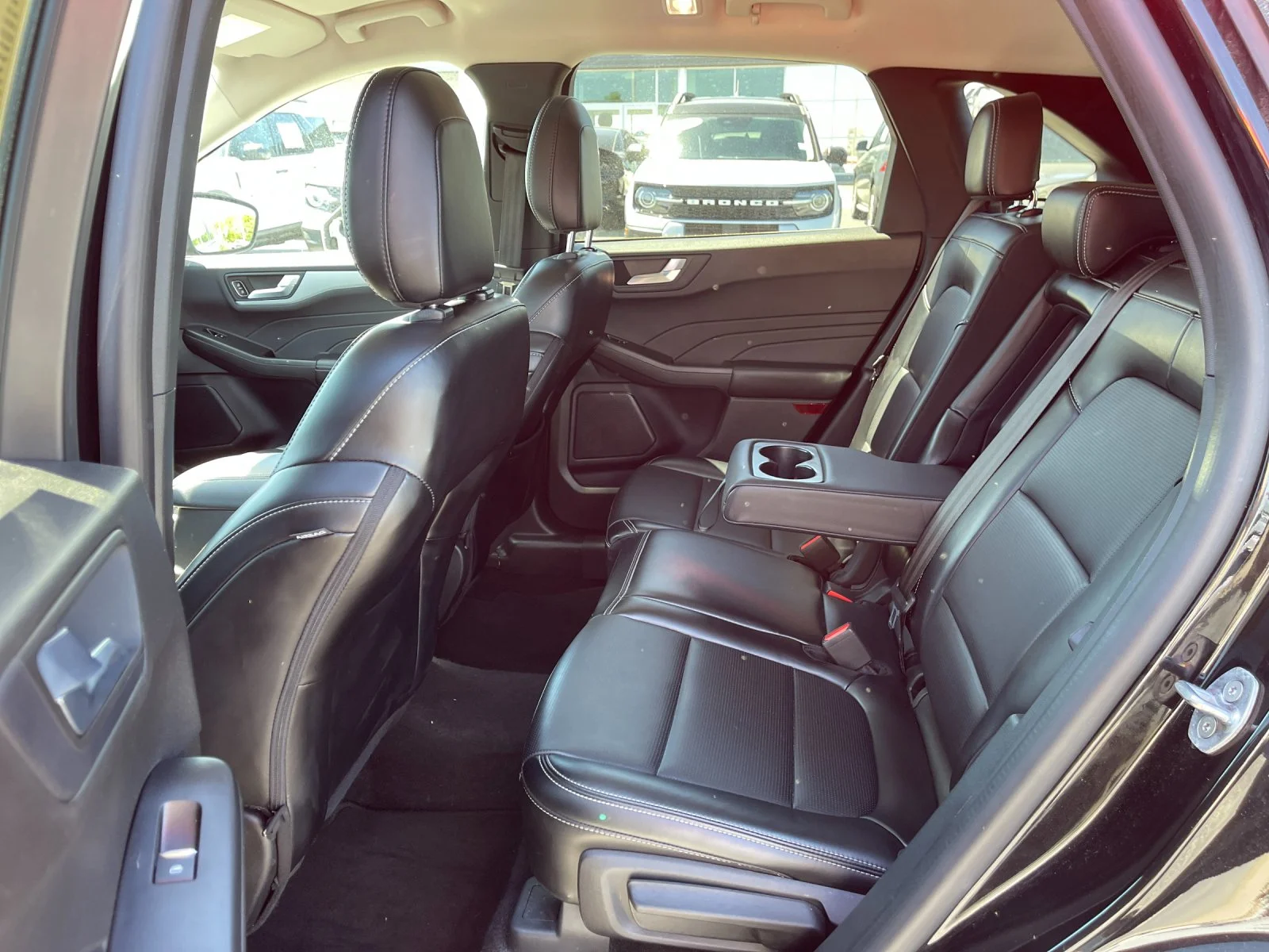 Used 2024  Ford Platinum image 14