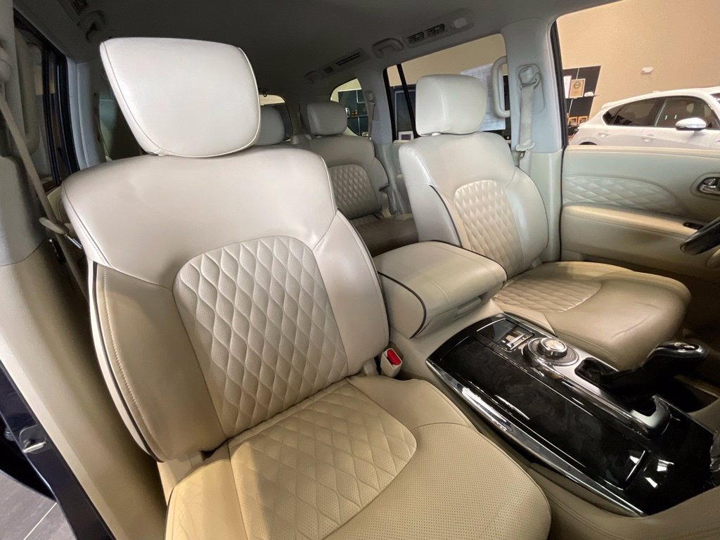 Used 2018 Blue INFINITI  image 21