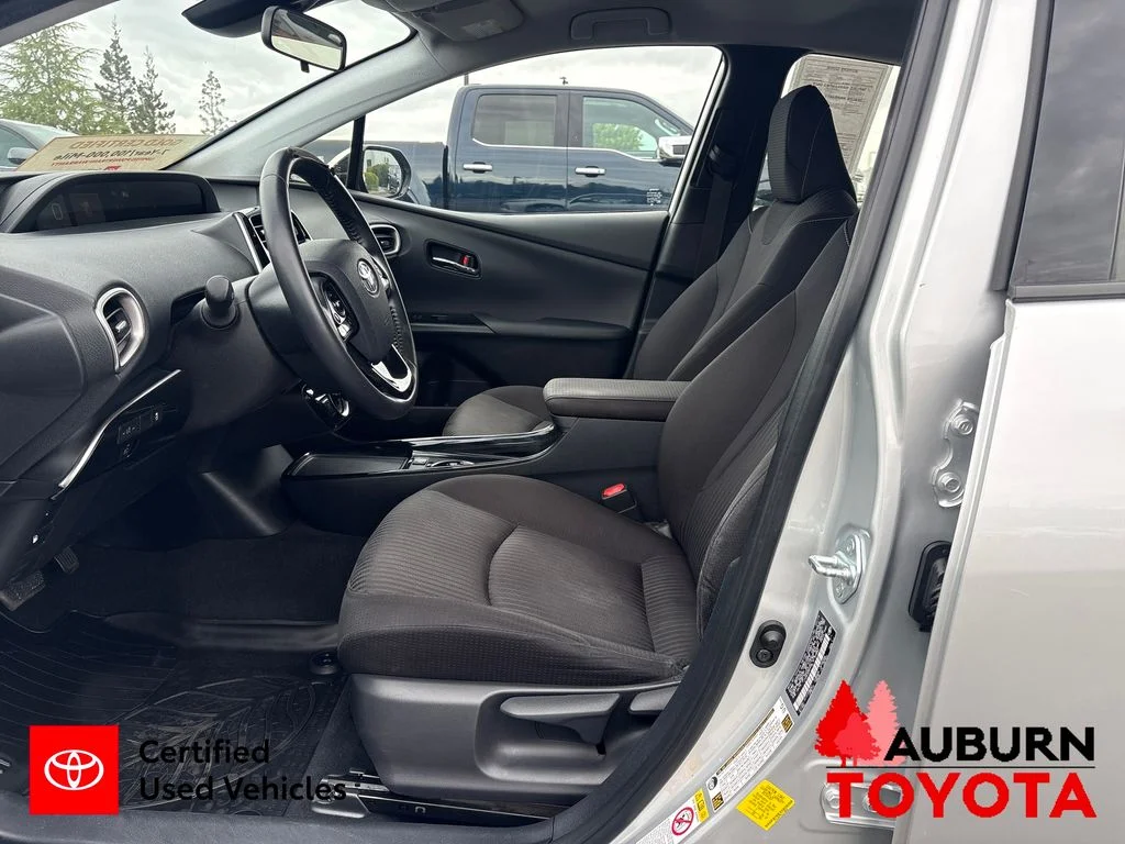 Certified Used 2020 Classic Silver Metallic Toyota LE image 19
