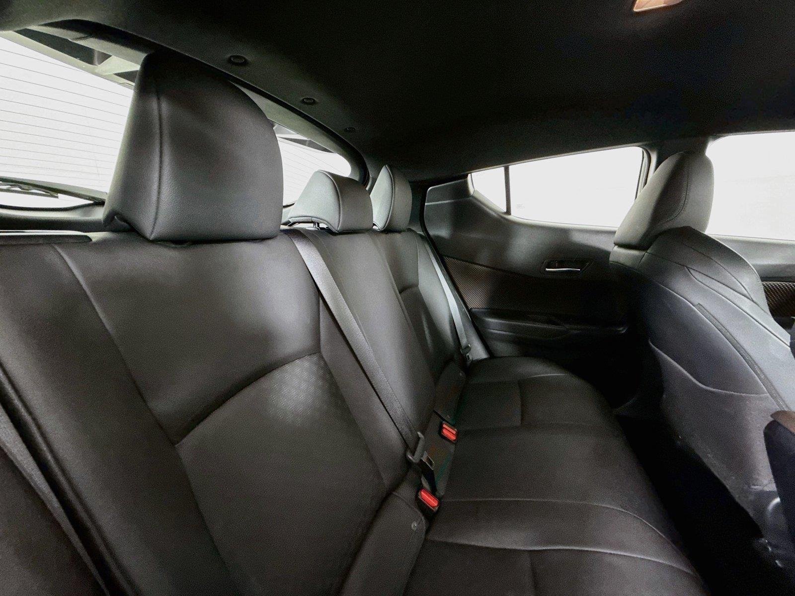 Used 2019 Blizzard Pearl Toyota Limited image 38