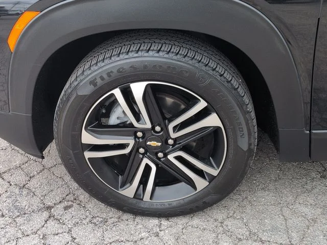 Used 2023 Black Chevrolet LT image 34