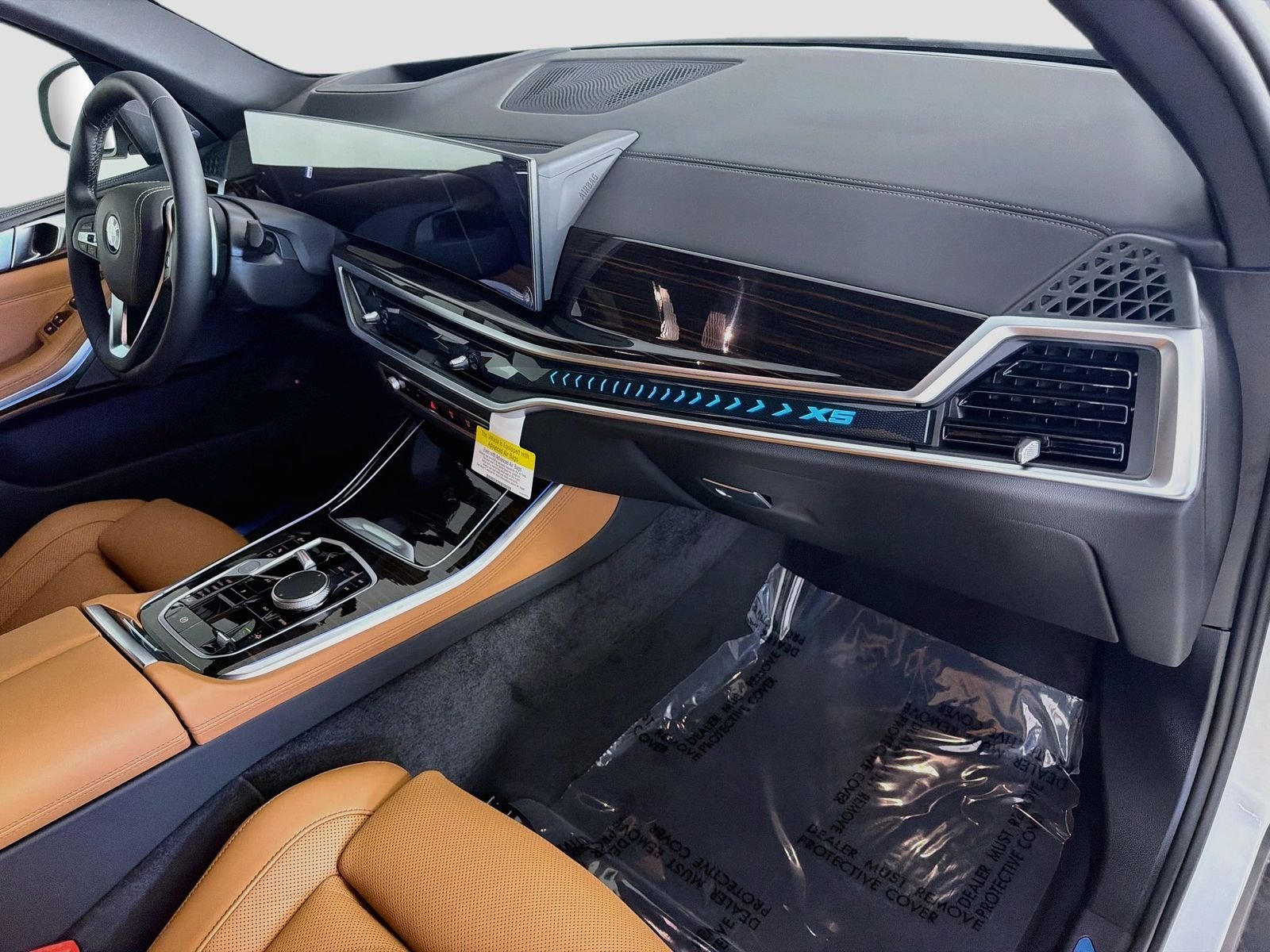 New 2026 Alpine White BMW xDrive50e image 31
