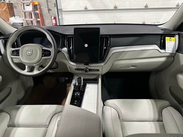 New 2026 Blue Volvo T8 Ultra image 17