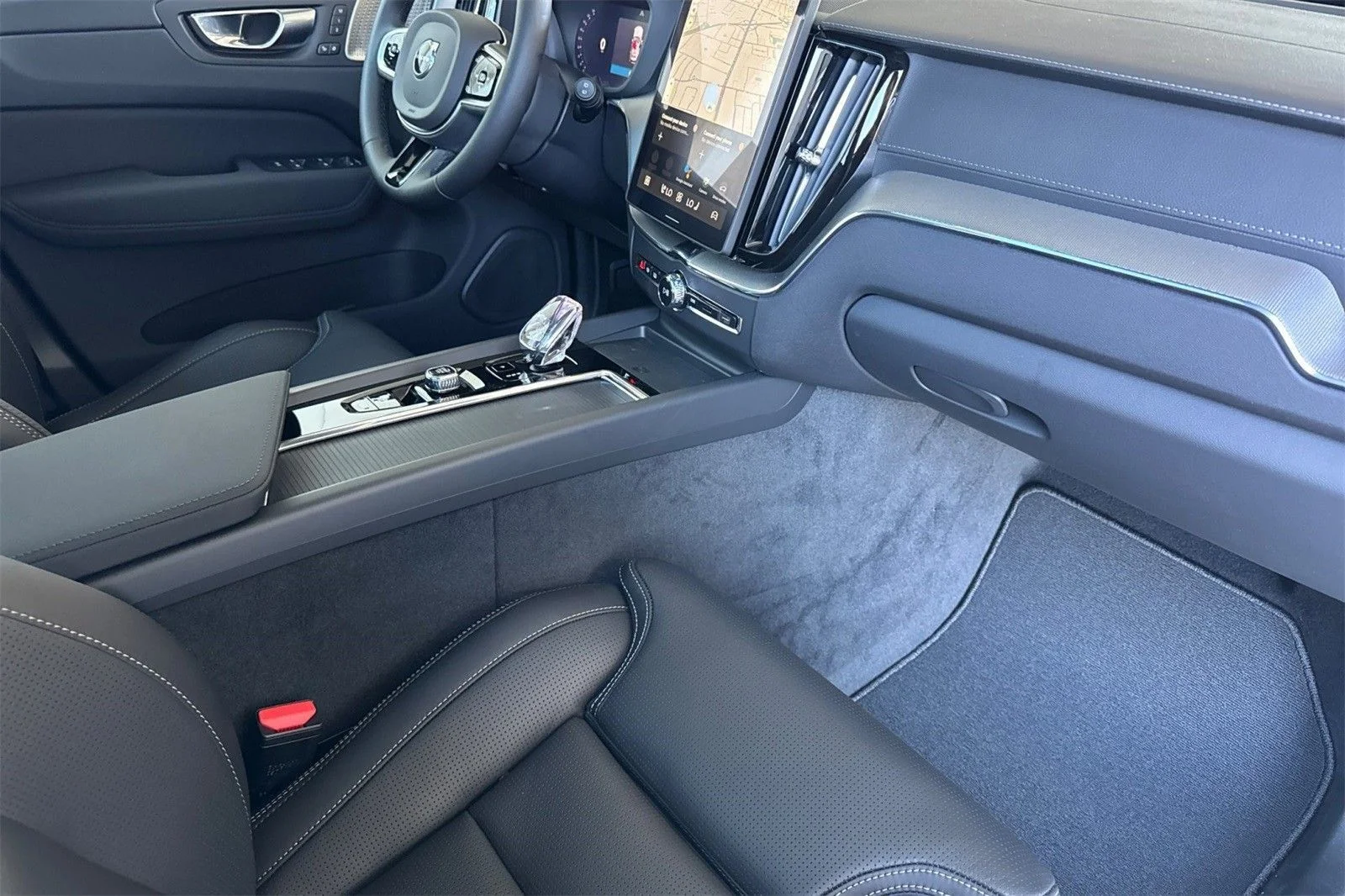 2026 Volvo XC60 Ultra - Photo 17