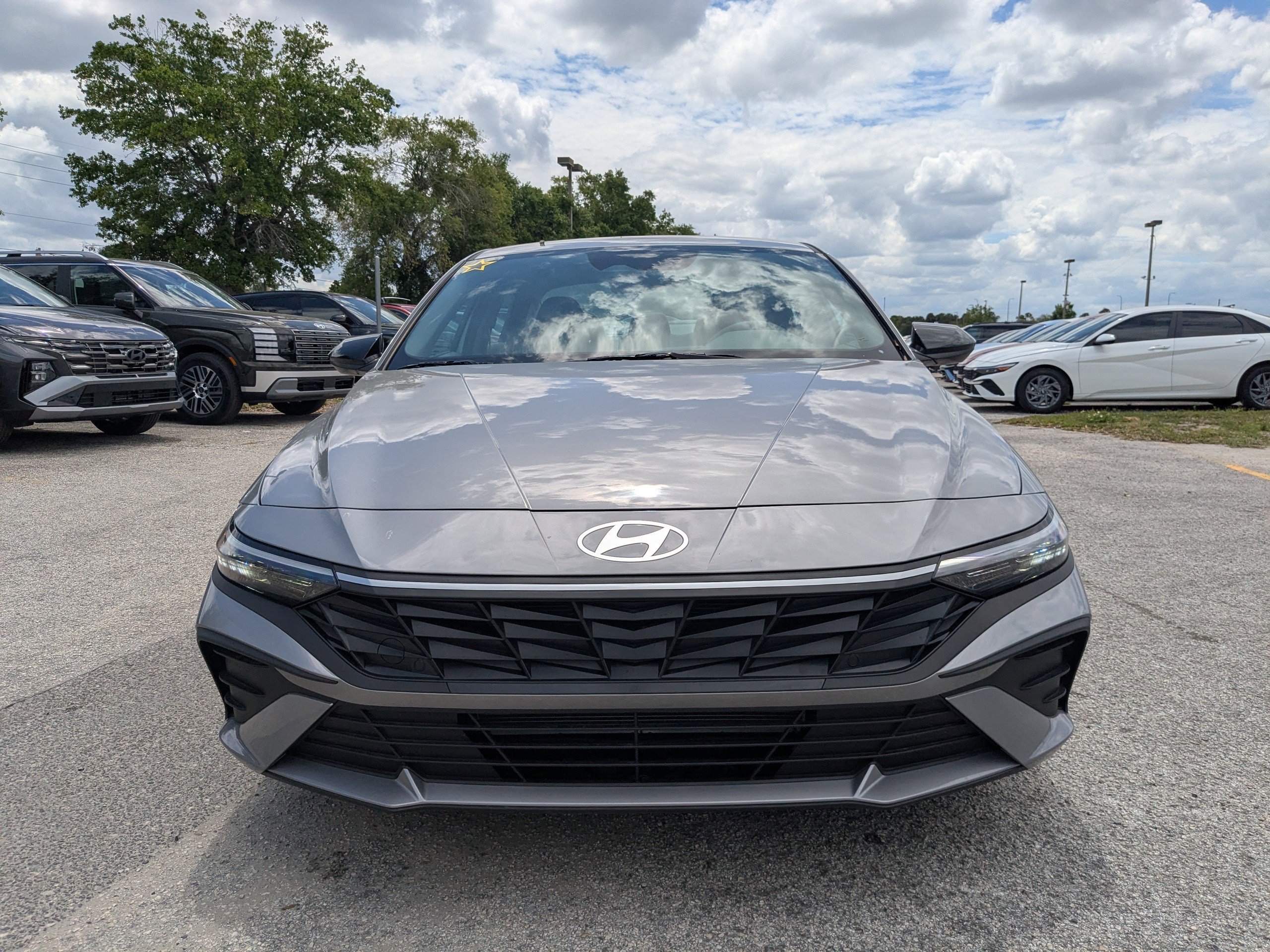 New 2025 Fluid Metal Hyundai SEL Sport image 3