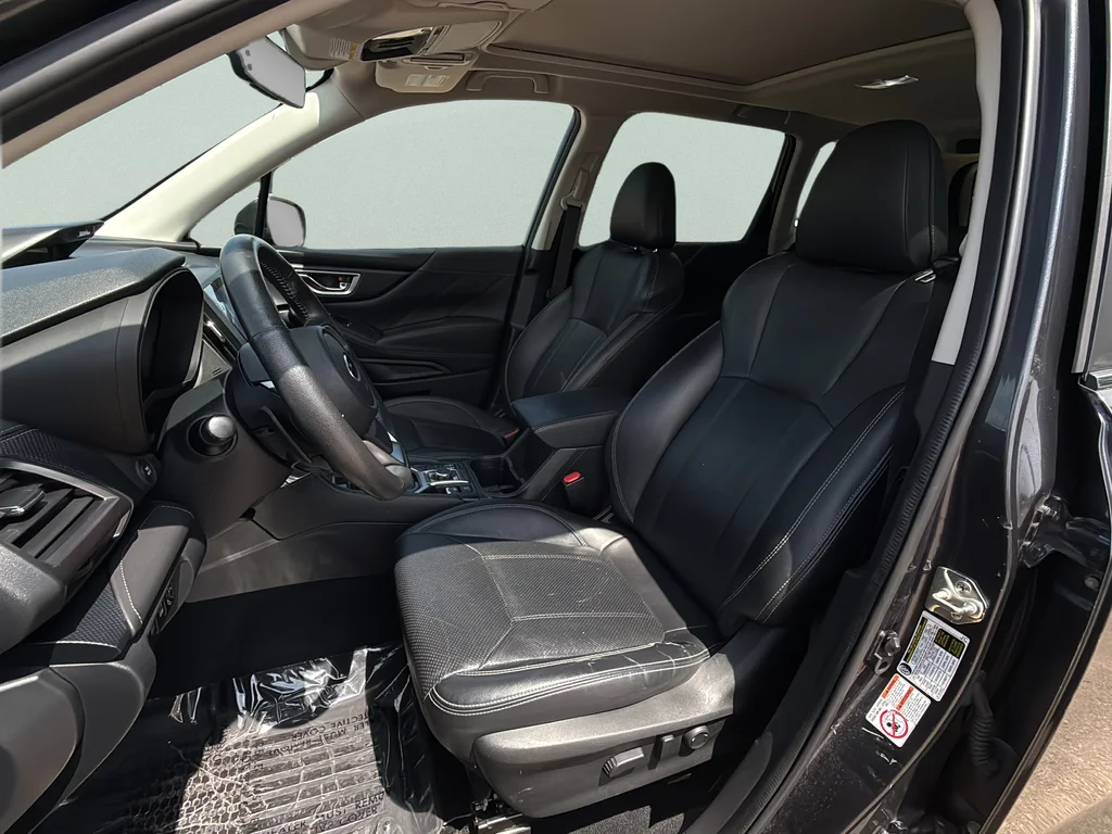Used 2019 Dark Gray Metallic Subaru Touring image 27
