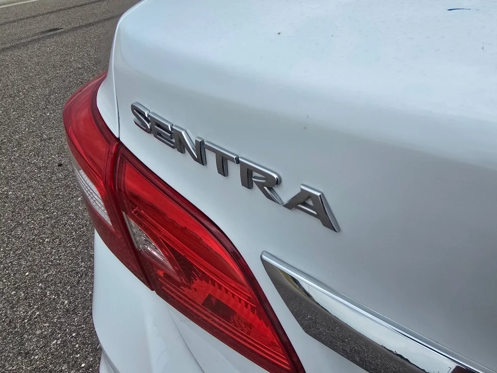 Used 2018 Fresh Powder Nissan S image 10