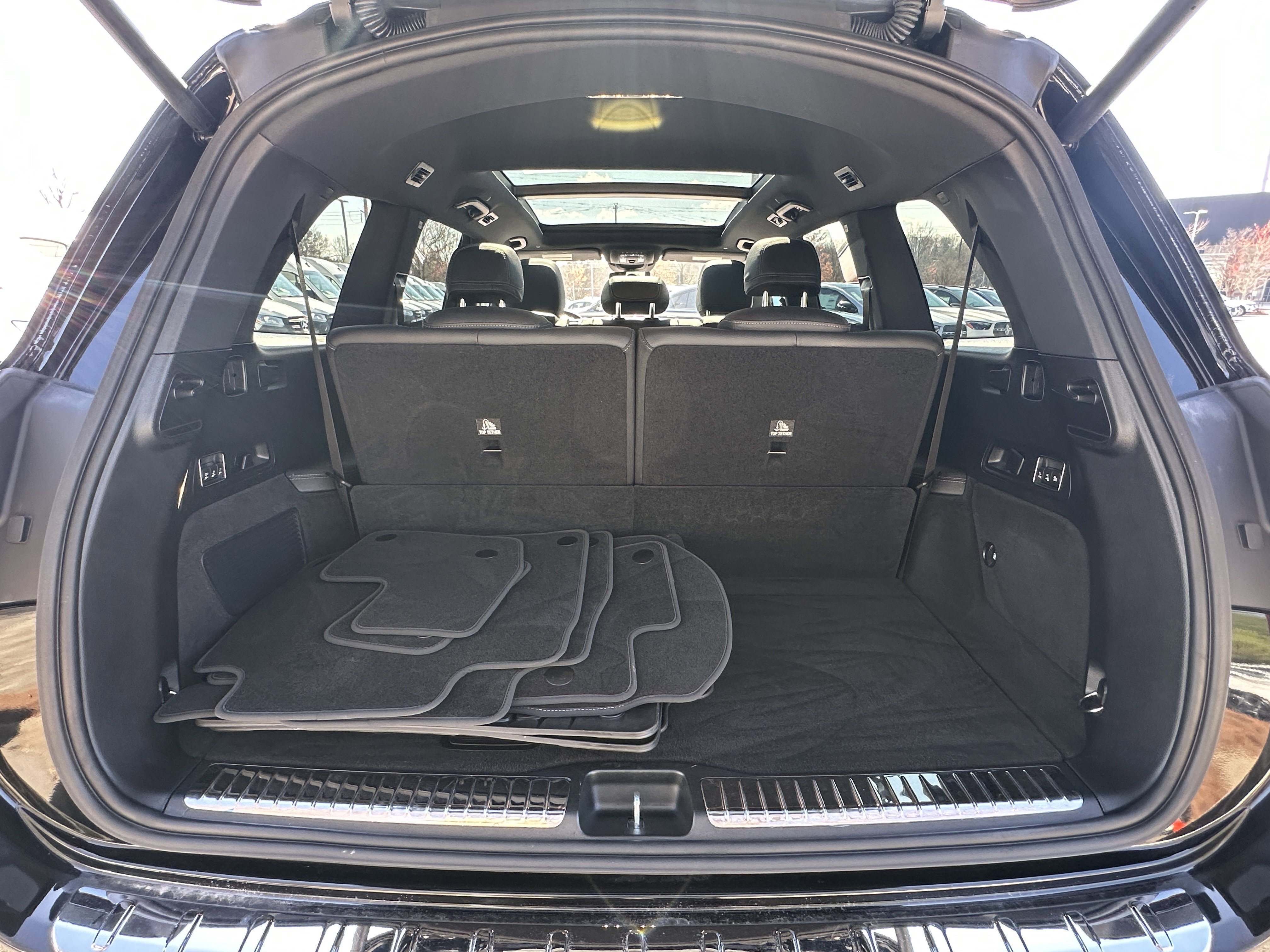 Certified Used 2025 Black Mercedes-Benz GLS 450 image 21