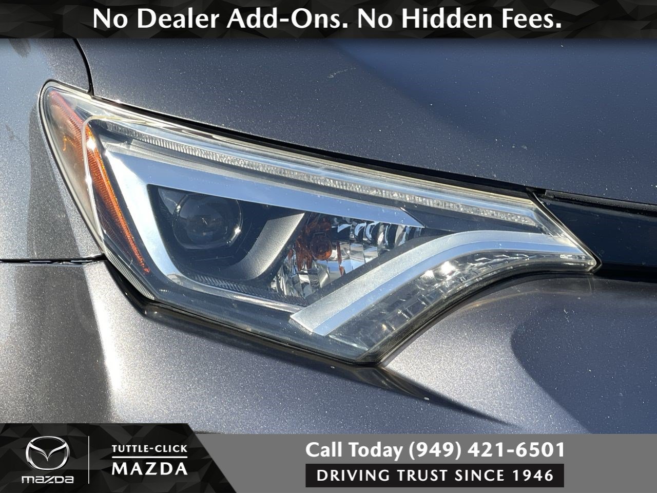Used 2016 MAGNETIC GRAY MET Toyota SE image 7