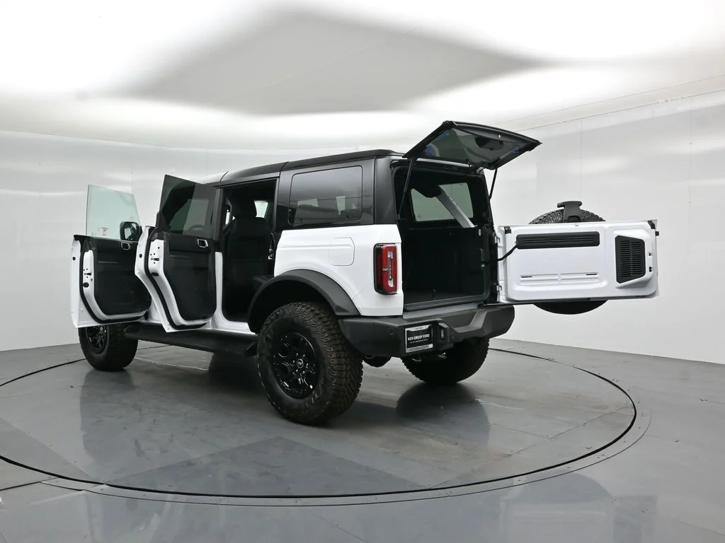 New 2026 Oxford White Ford Outer Banks image 35