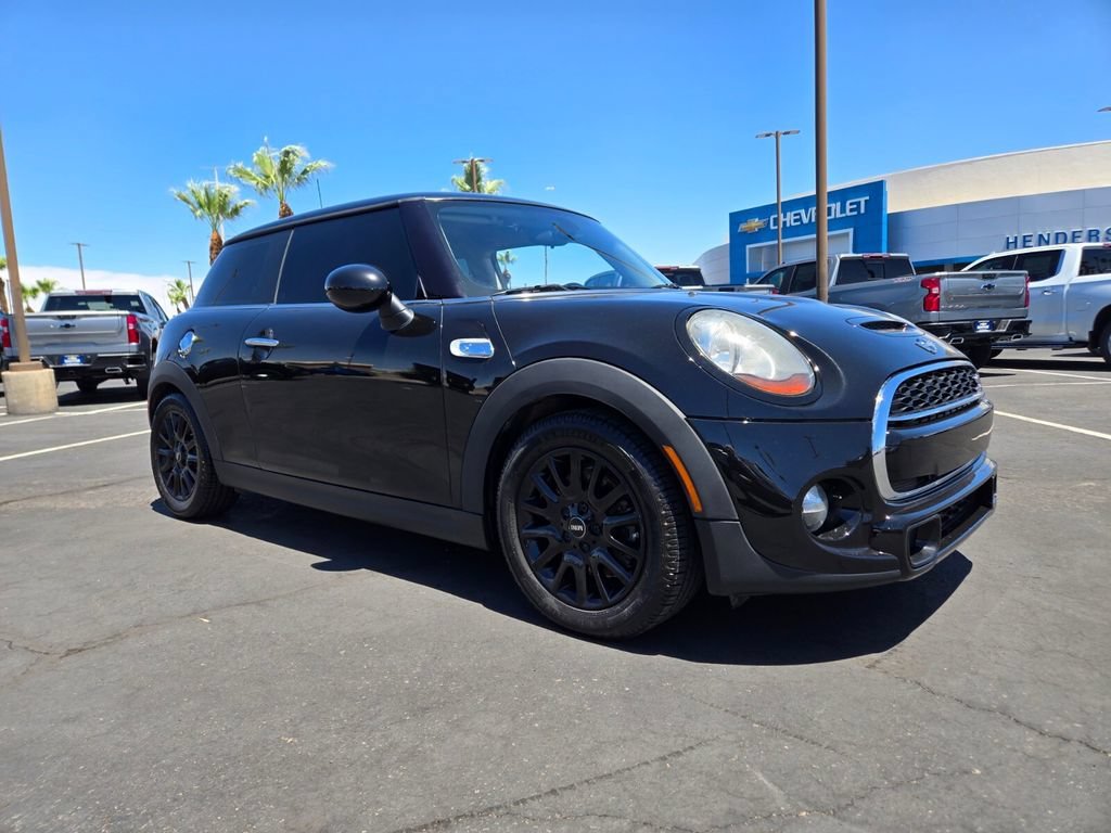 2015 MINI Cooper S's photo