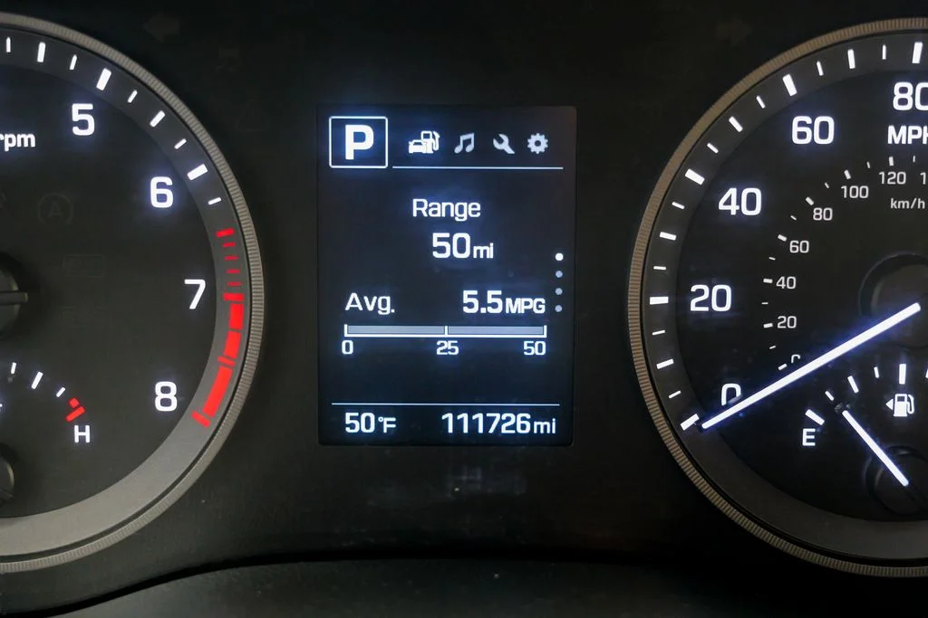 Used 2018 Molten Silver Hyundai SEL image 40