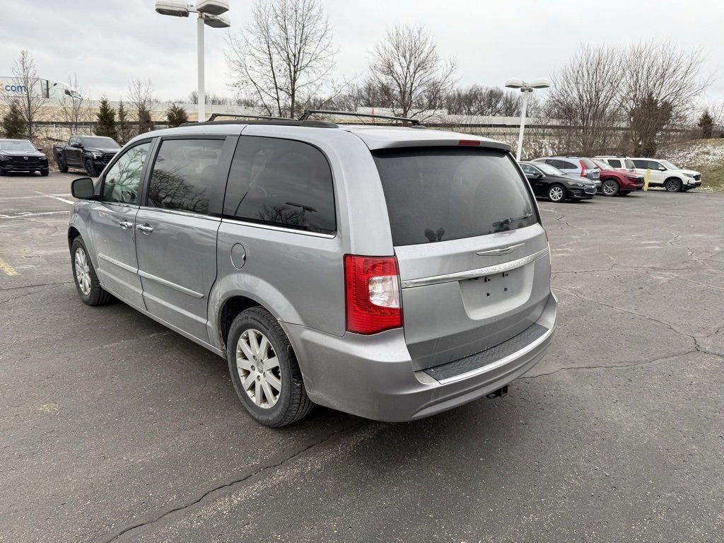 Used 2014 Chrysler Town & Country Touring with VIN 2C4RC1BG4ER409551 for sale in Brighton, MI