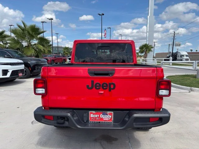 Used 2025 Red Jeep Nighthawk image 4