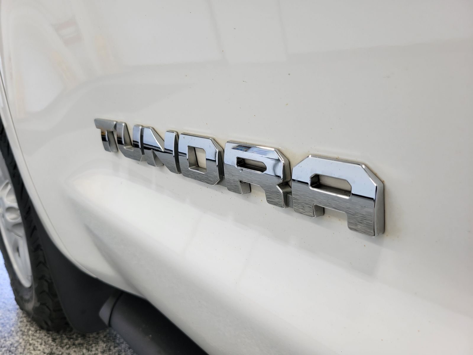 Used 2021 White Toyota SR5 image 31