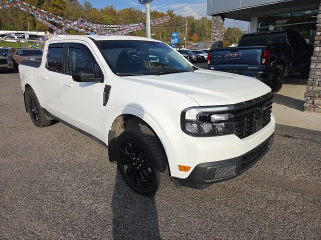 Certified Used 2024 Oxford White Ford Lariat image 37