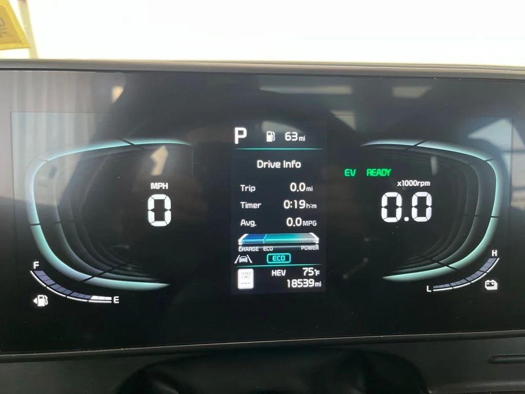 Used 2024 Blue Kia X-Line image 9
