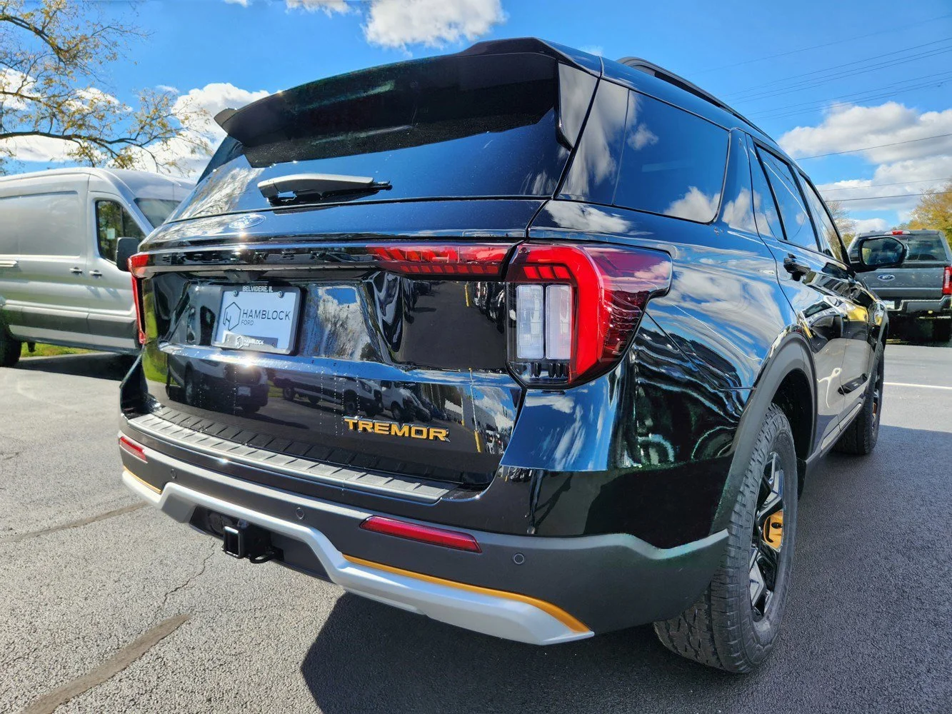 New 2026 Agate Black Metallic Ford Tremor image 32