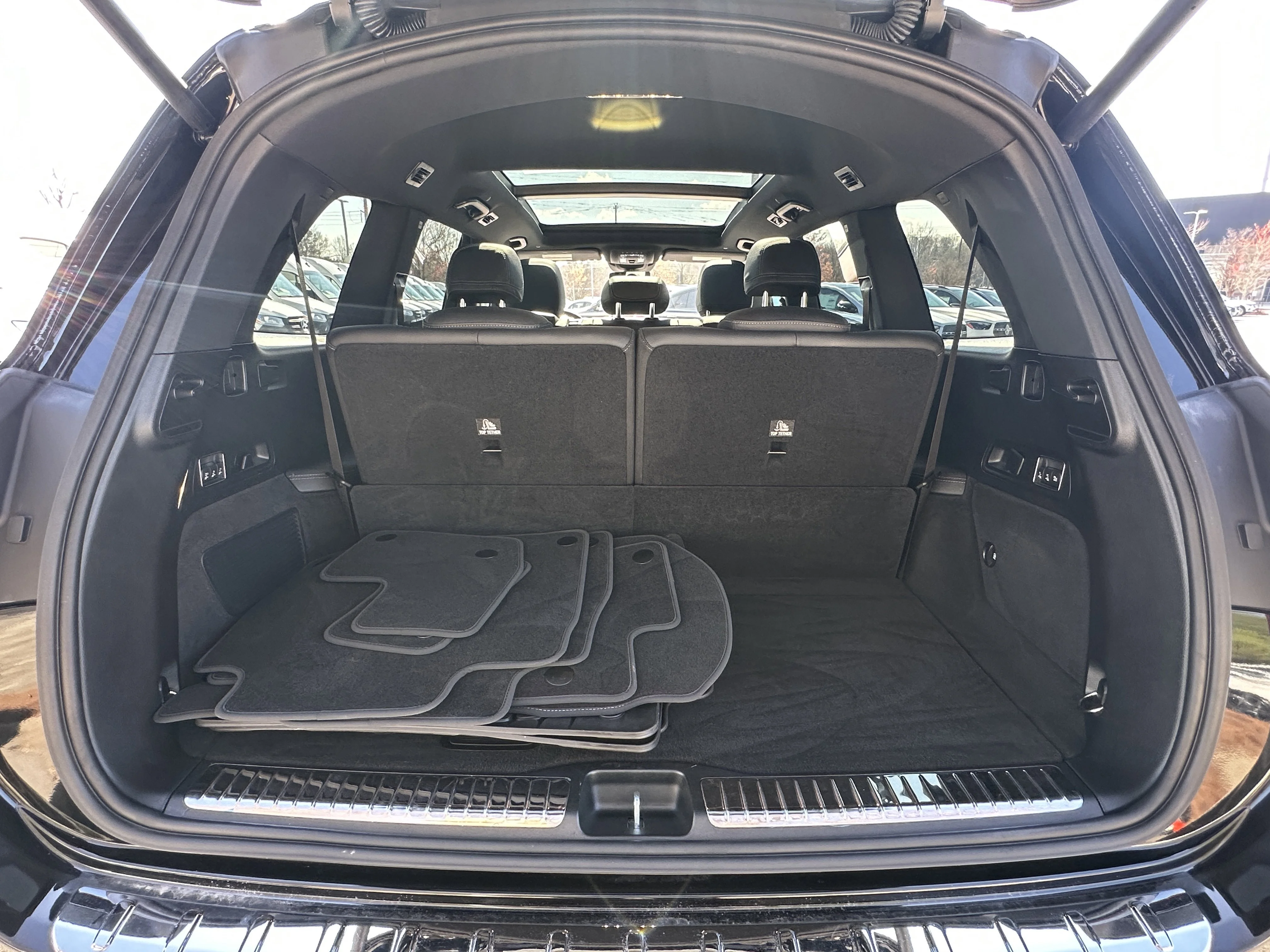 Certified Used 2025 Black Mercedes-Benz GLS 450 image 21