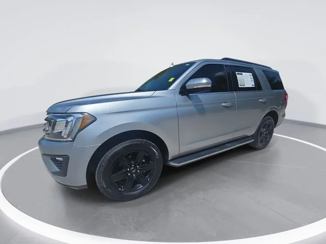 Used 2020 Silver Ford XLT image 1