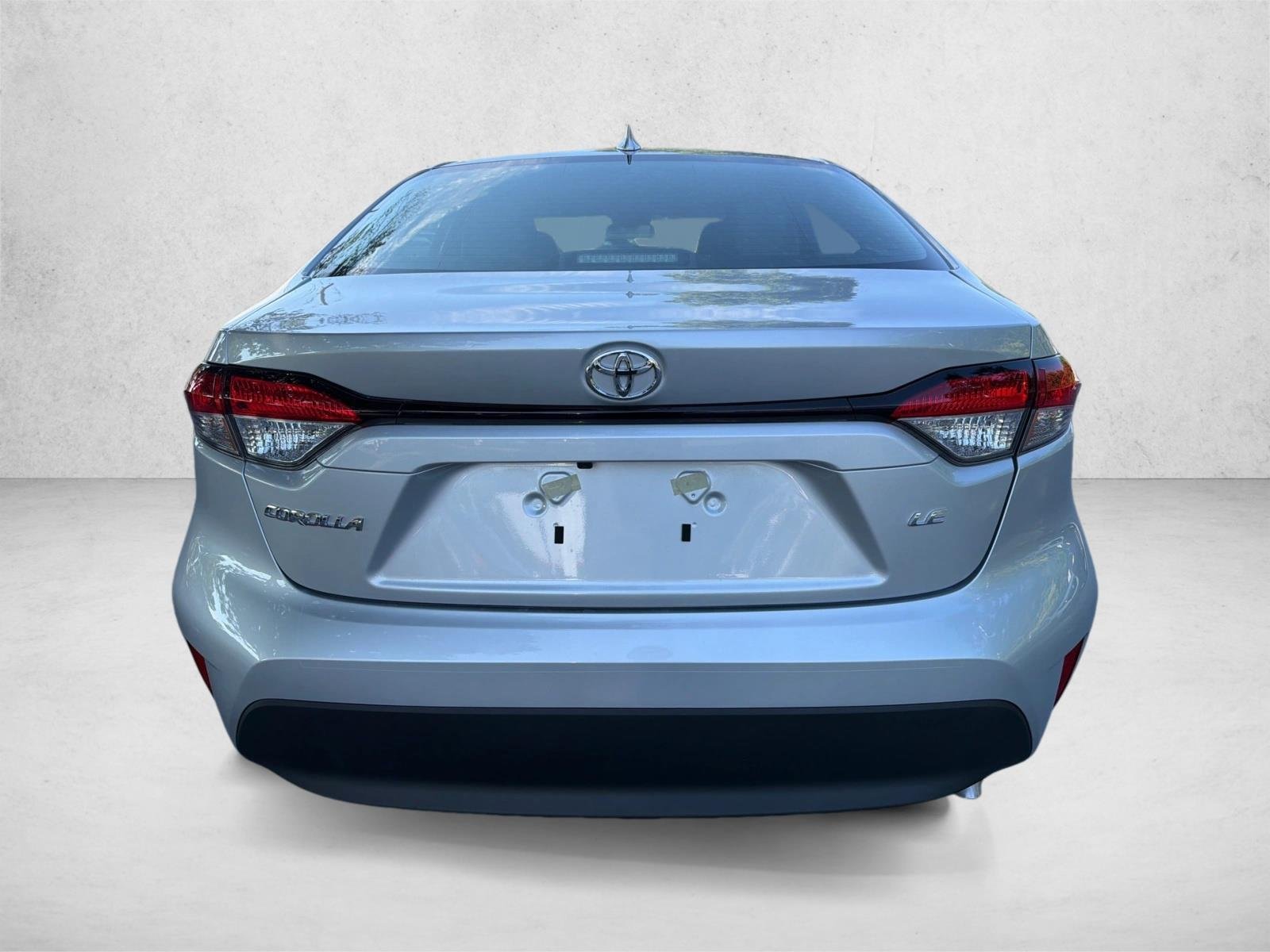 New 2026 Classic Silver Metallic Toyota LE image 4