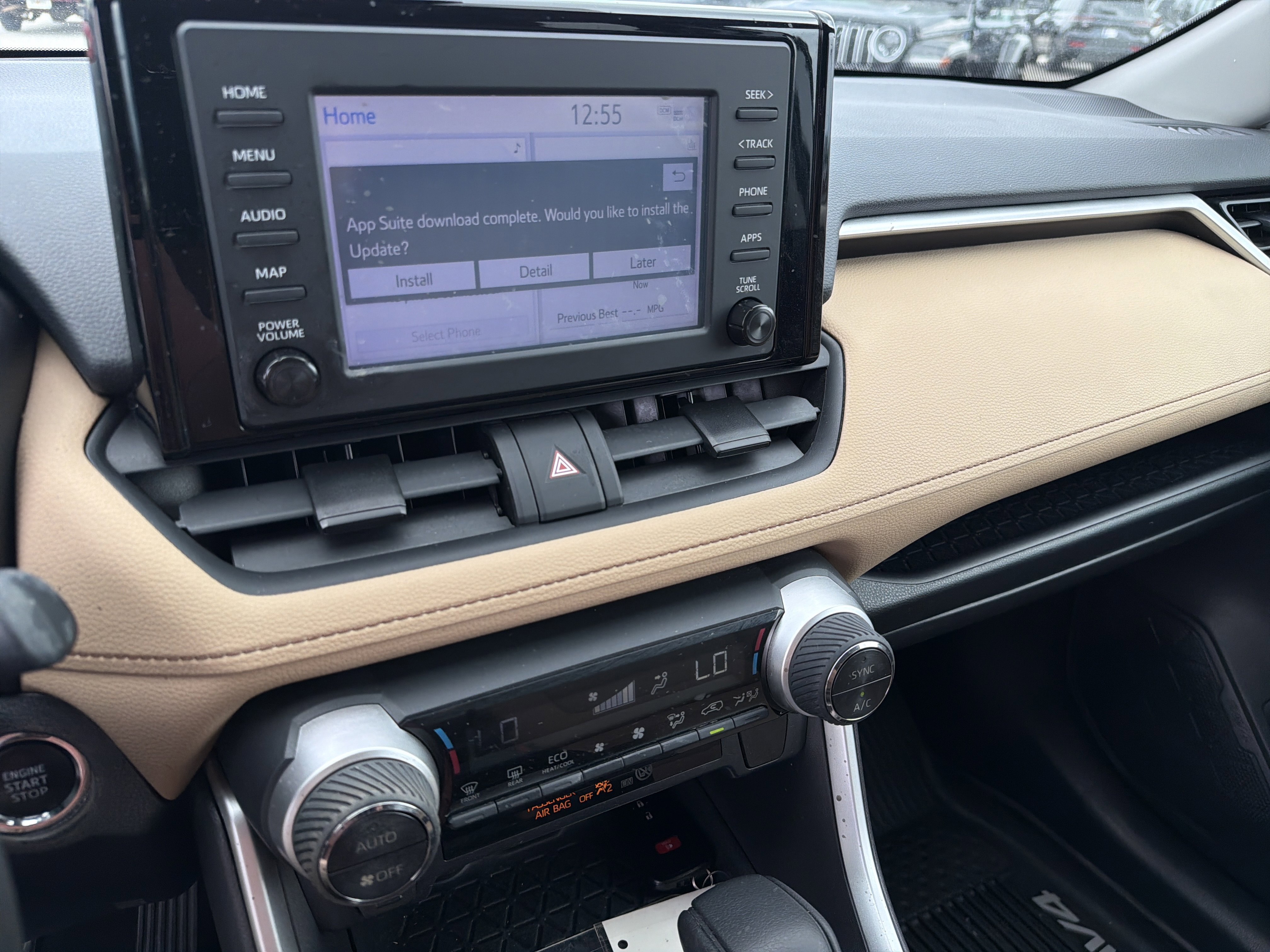 Used 2019 Super White Toyota XLE image 31