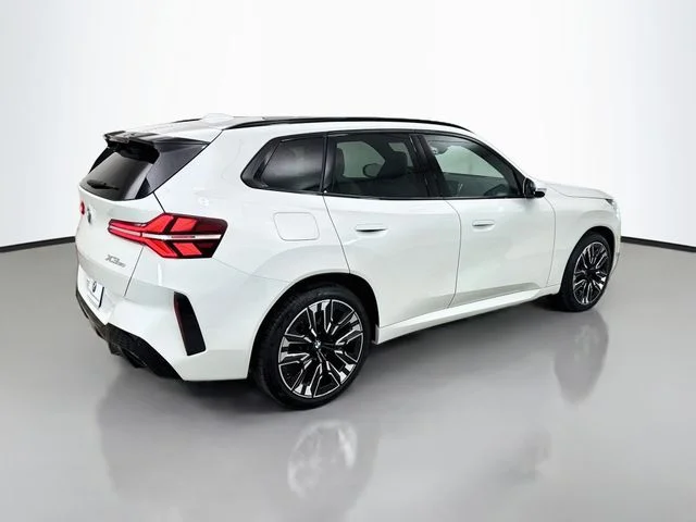 Used 2025 White BMW 30 xDrive image 7