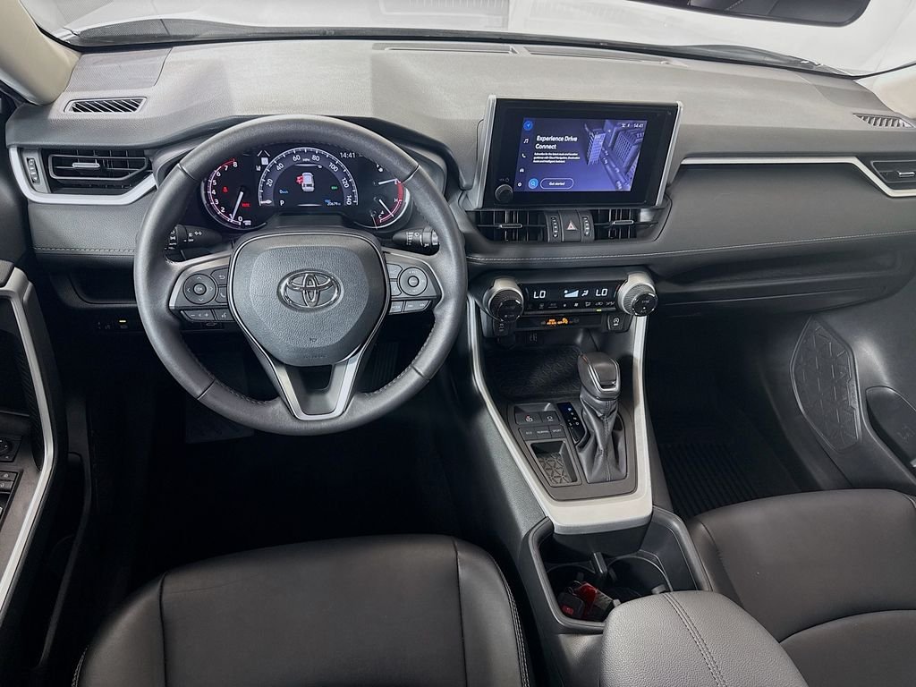 Used 2024 Silver Sky Metallic Toyota XLE Premium image 22
