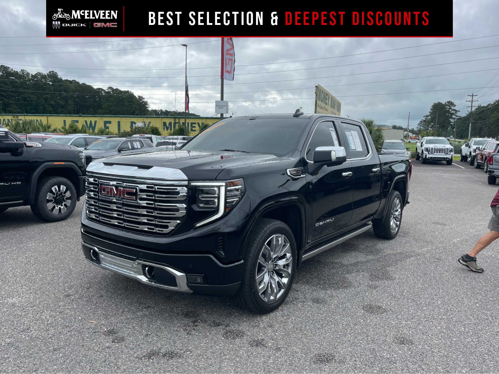 2026 GMC Sierra 4WD Crew Cab Short Box Denali's photo