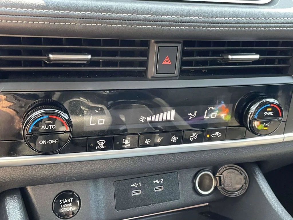 Used 2025 Gray Nissan SV image 18