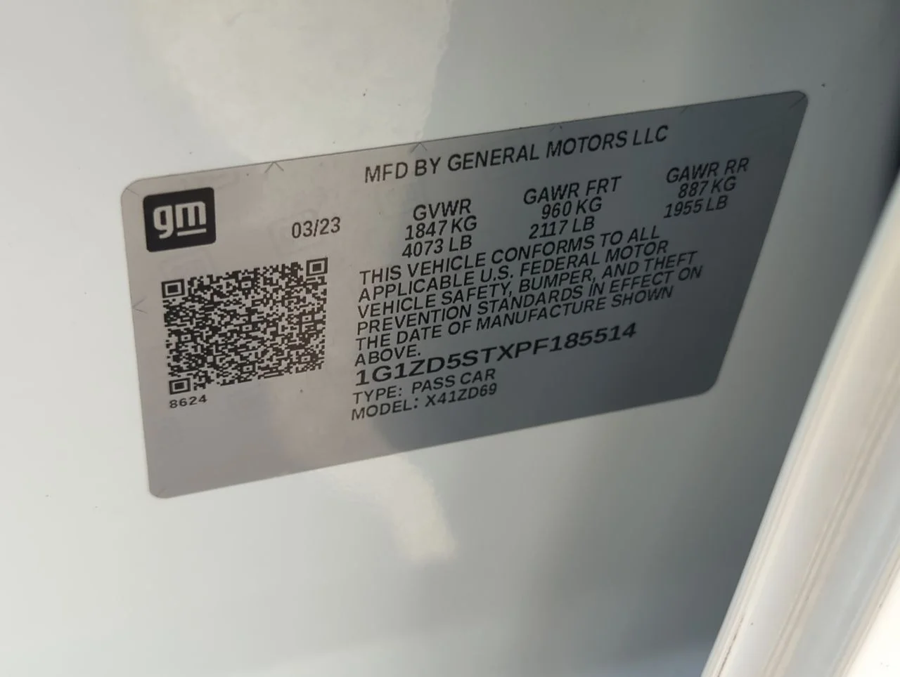 Used 2023 Summit White Chevrolet LT image 33