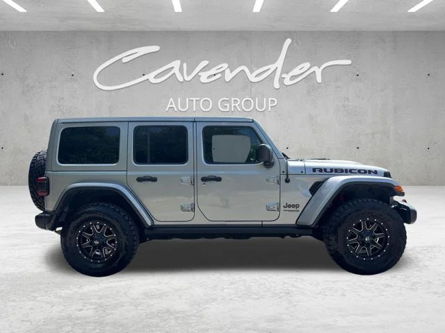 Used 2020 Silver Jeep Unlimited Rubicon image 18