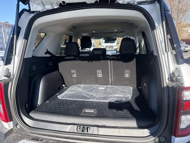 New 2025 Oxford White Ford Outer Banks® image 4