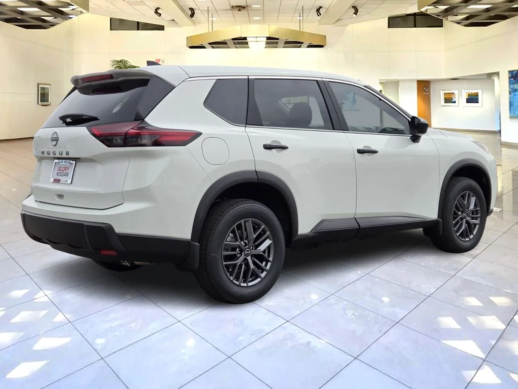 New 2026 Glacier White Nissan S image 3