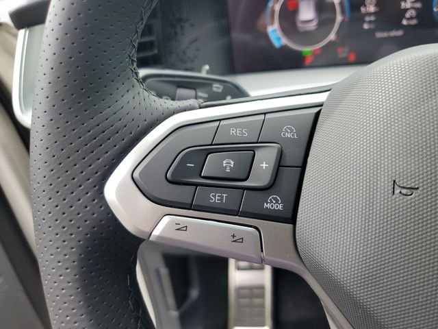 New 2026 Beige Volkswagen 2.0T SE R-Line Black image 26