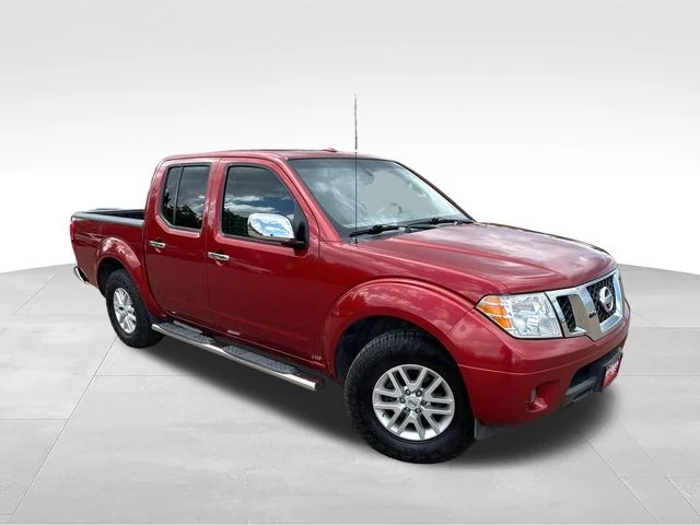 Used 2016 Red Nissan SV image 1